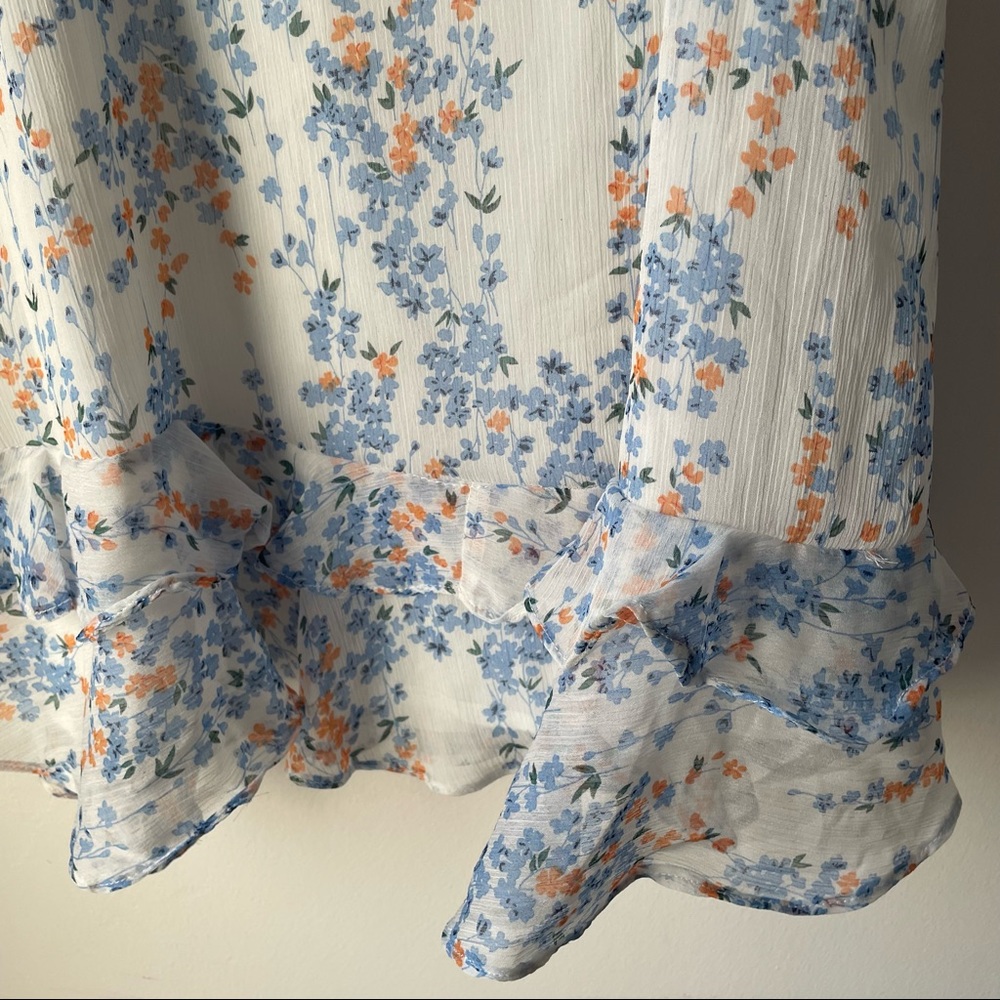 Saints + Secrets pretty flouncy floral print dress with ruffles M - Picture 10 of 11